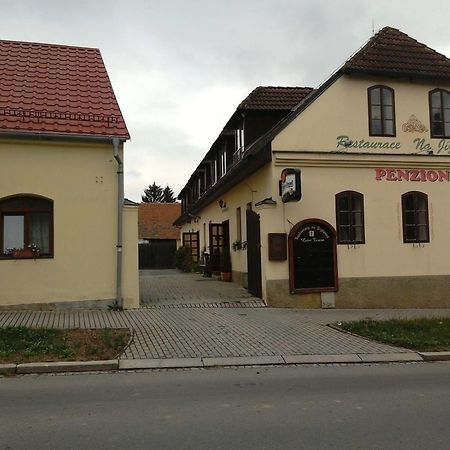 Penzion Na Jizdarne Stary Plzenec Екстериор снимка